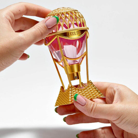 Anna Sui Sky EDT: A Fragrance That Transports You to a Dreamy Paradise