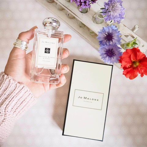 Jo Malone Nectarine Blossom & Honey: A Fragrance That Captures the Essence of Summer