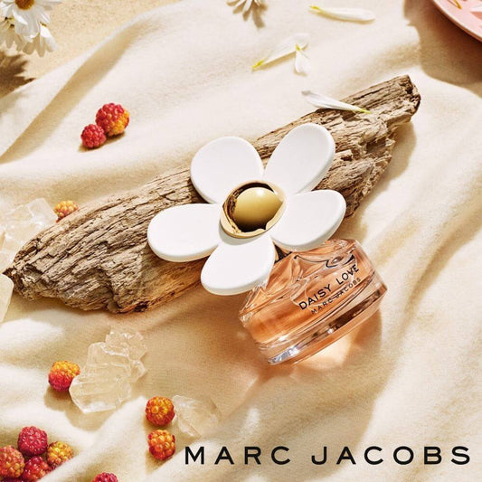 Marc Jacobs Daisy Love 100ml: A Fragrant Celebration of Romance and Joy
