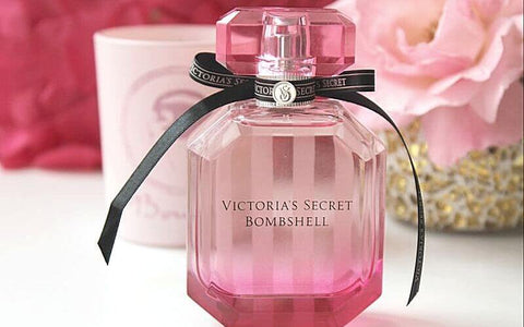Victoria's Secret Bombshell For Women Review -  The Glamorous Beauty of a Woman in Full Bloom