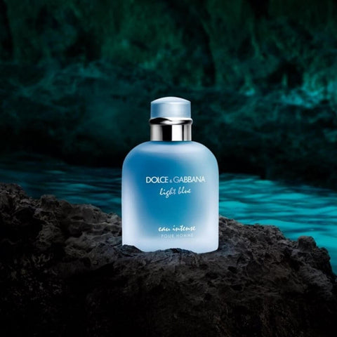 Dolce & Gabbana Light Blue Intense For Men Review - The Freshness of Summer Flowers