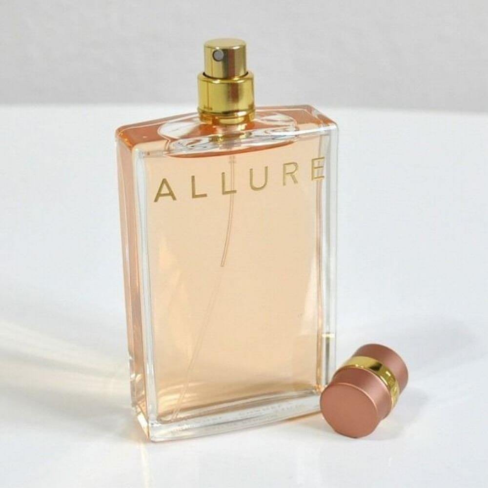 Fragrance Review: Chanel – Allure (EdP) – A Tea-Scented Library